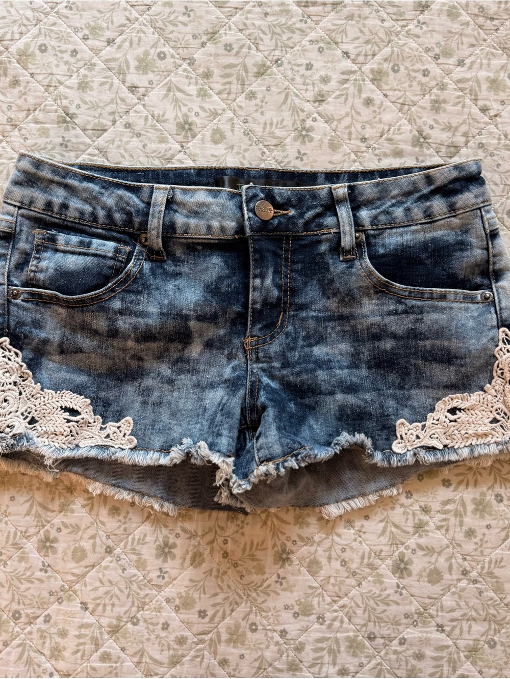 Y2k low rise blue denim shorts with lace detailing